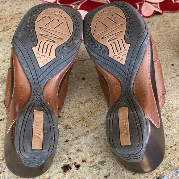 Bass Clogs - Picture 5 of 5